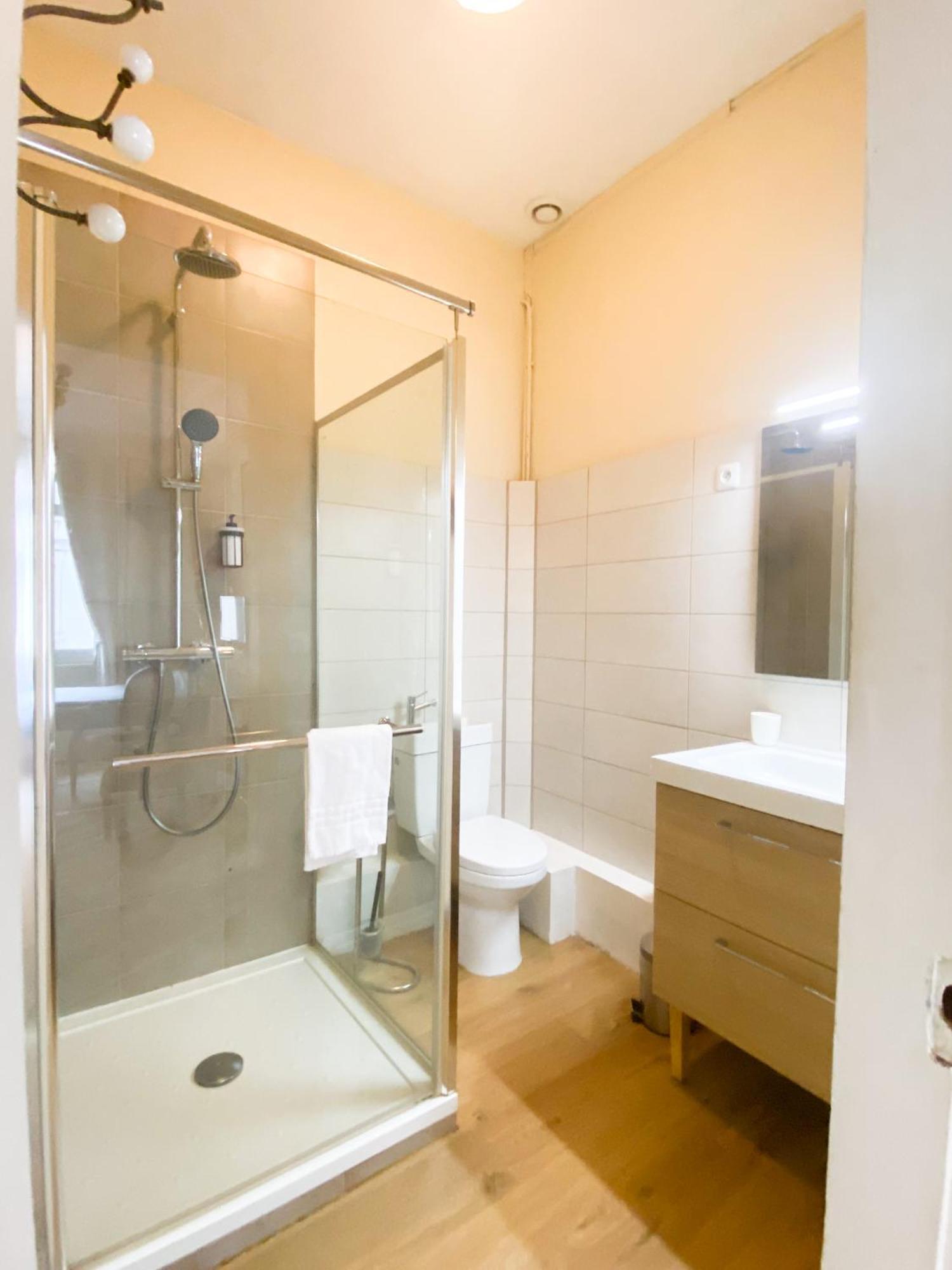 ليزاندلي Chambres D'Hotes La Villa Alienor المظهر الخارجي الصورة