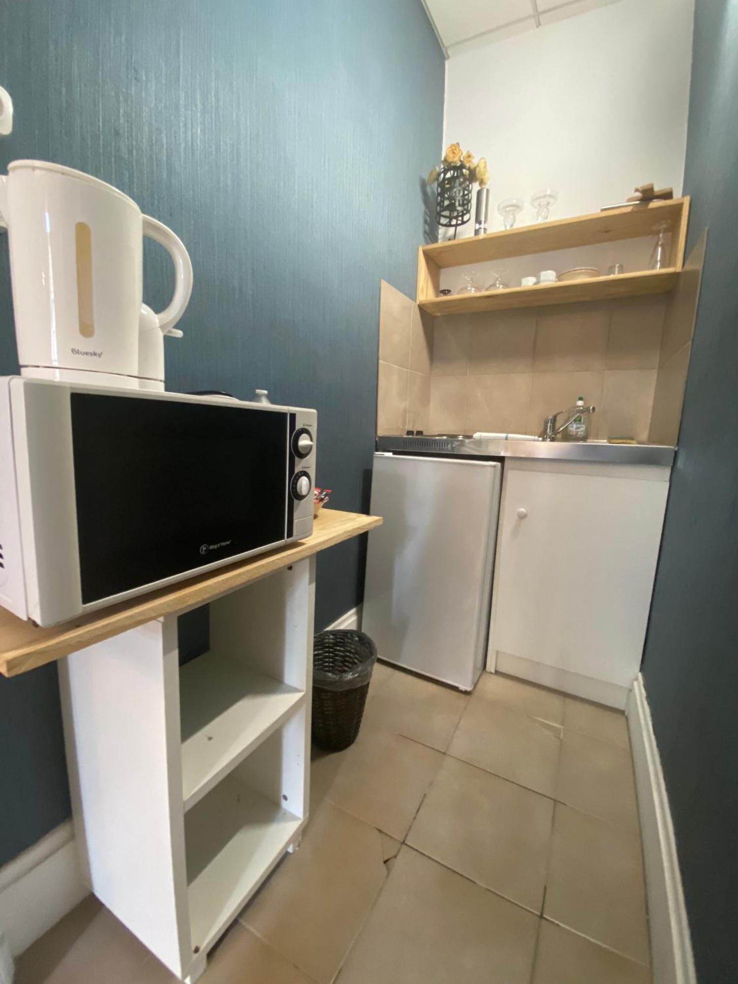 ليزاندلي Chambres D'Hotes La Villa Alienor المظهر الخارجي الصورة